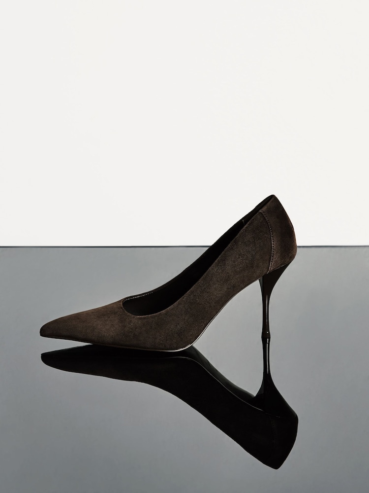 다크 초콜릿 - Reiss Tilly Suede Pointed-Toe Mid-Heel Court Shoes - 5의 이미지 1
