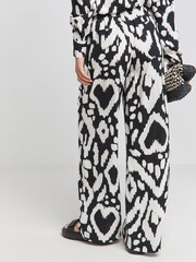 Simply Be Black & White Tie Waist Linen Wide Leg Trousers - Image 2 of 4