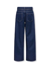 ONLY KIDS Calça jeans infantil de cintura regular e perna reta com cinto de amarrar. - Imagem 2 de 3