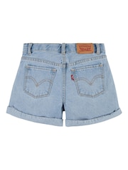 Levi's® Mom Light Wash Denim Shorts With Roll Cuff - Изображение 2 из 5