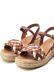 Moda in Pelle SH Adrienne Padded Woven Vamp Espadrille  Sandals - Image 2 of 4