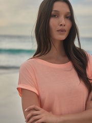 وردي مشمشي - رداء علوي بأكمام فوق الكتف - صورة 1 من 8