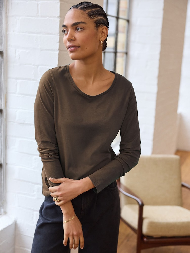 Olivgrün - 100% Cotton Long Sleeve T-Shirt - Bild 1 von 11 Olivgrün - 100% Cotton Long Sleeve T-Shirt - Bild 1 von 11