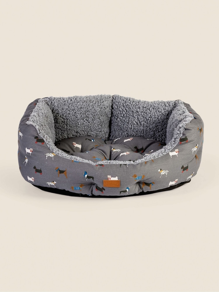 FatFace Grey 100% Cotton. 76cm Marching Dogs Pet Bed - Image 1 of 1 FatFace Grey 100% Cotton. 76cm Marching Dogs Pet Bed - Image 1 of 1