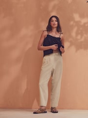 Nature - Pantalon Stay Smart Barrel Leg en lin riche - Image 1 of 8