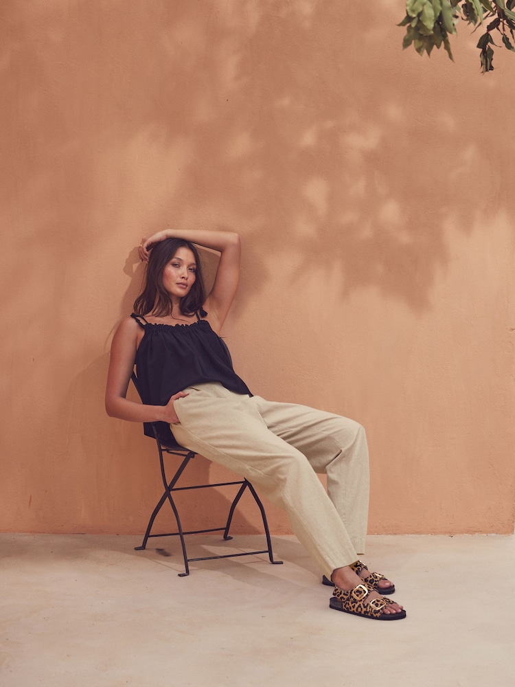 Nature - Pantalon Stay Smart Barrel Leg en lin riche - Image 2 of 8