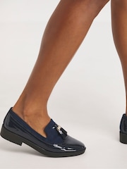 Simply Be Extra Wide Fit Tassle Trim Slippers with Cut Loafers - Imagen 4 de 5