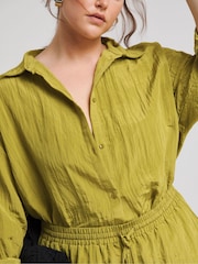 Simply Be Green Crinkle Satin Oversized Shirt - Image 4 of 5