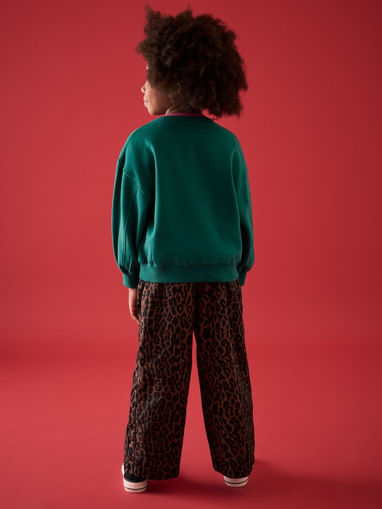 Grün - Bouclé-Herz-Sweatshirt und Hose mit Animal-Print aus 100 % Baumwolle (3–16 Jahre) - Bild 3 von 3 Grün - Bouclé-Herz-Sweatshirt und Hose mit Animal-Print aus 100 % Baumwolle (3–16 Jahre) - Bild 3 von 3