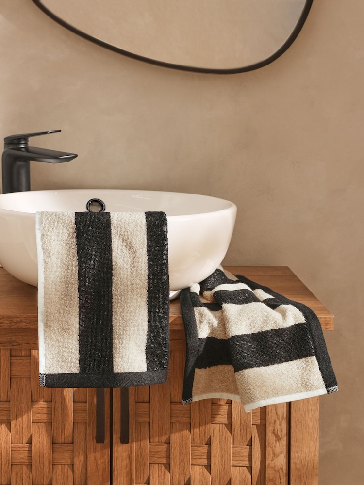 Set of 2 Block Stripe Face Cloth 100% Cotton Towel Bale - Изображение 1 из 3 Set of 2 Block Stripe Face Cloth 100% Cotton Towel Bale - Изображение 1 из 3