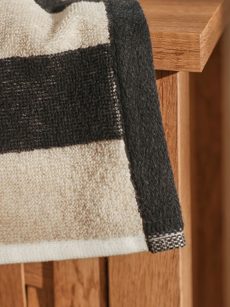 Set of 2 Black/White Block Stripe Face Cloth 100% Cotton Towel Bale - Image 2 of 3