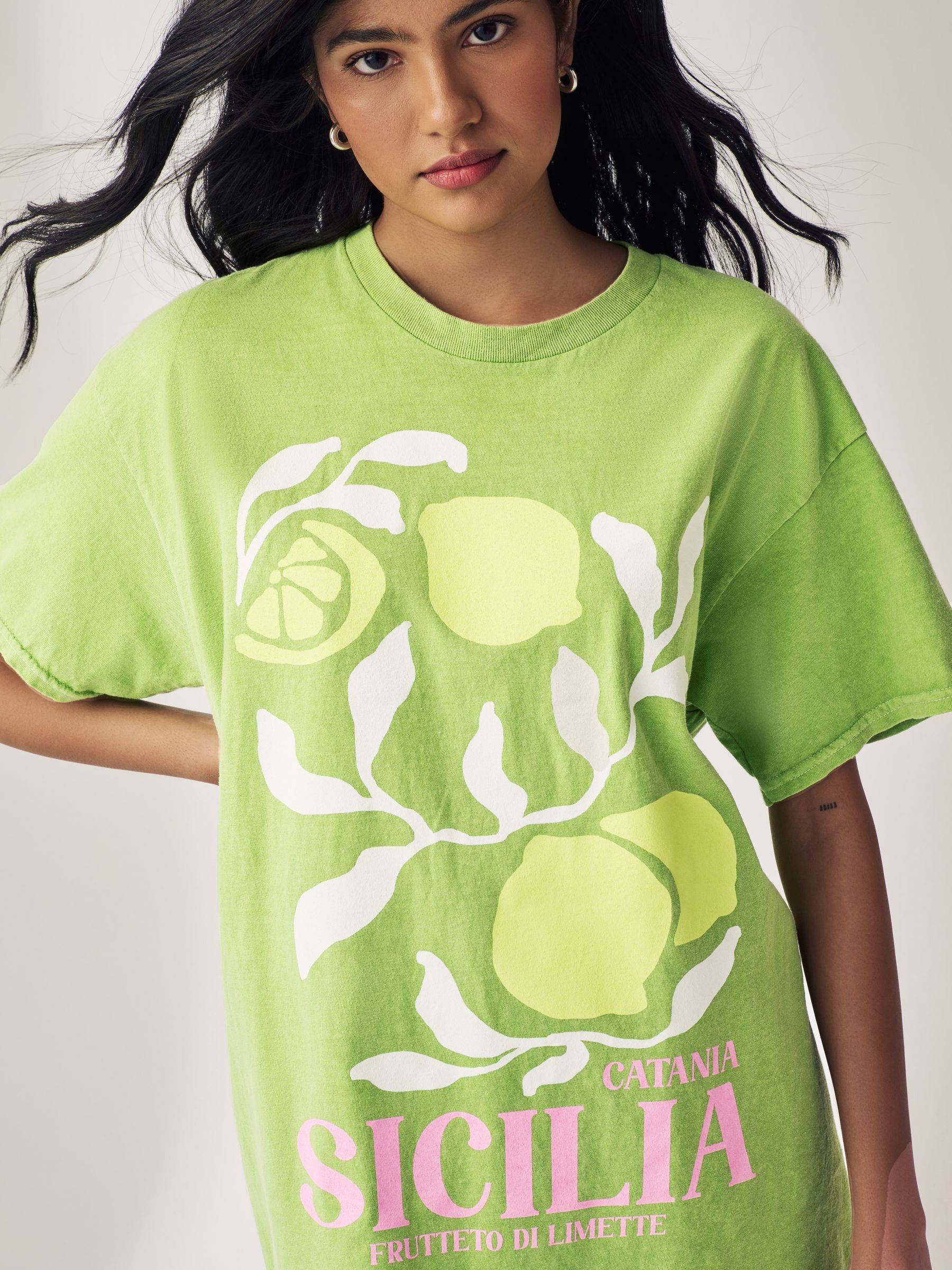 Przeglądaj Lime Green Fruit - Bright Summer 100% Cotton