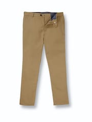 بنطلون تشينو تلبيس رشيق لا يحتاج للكي Ultimate من Charles Tyrwhitt - صورة 5 من 6