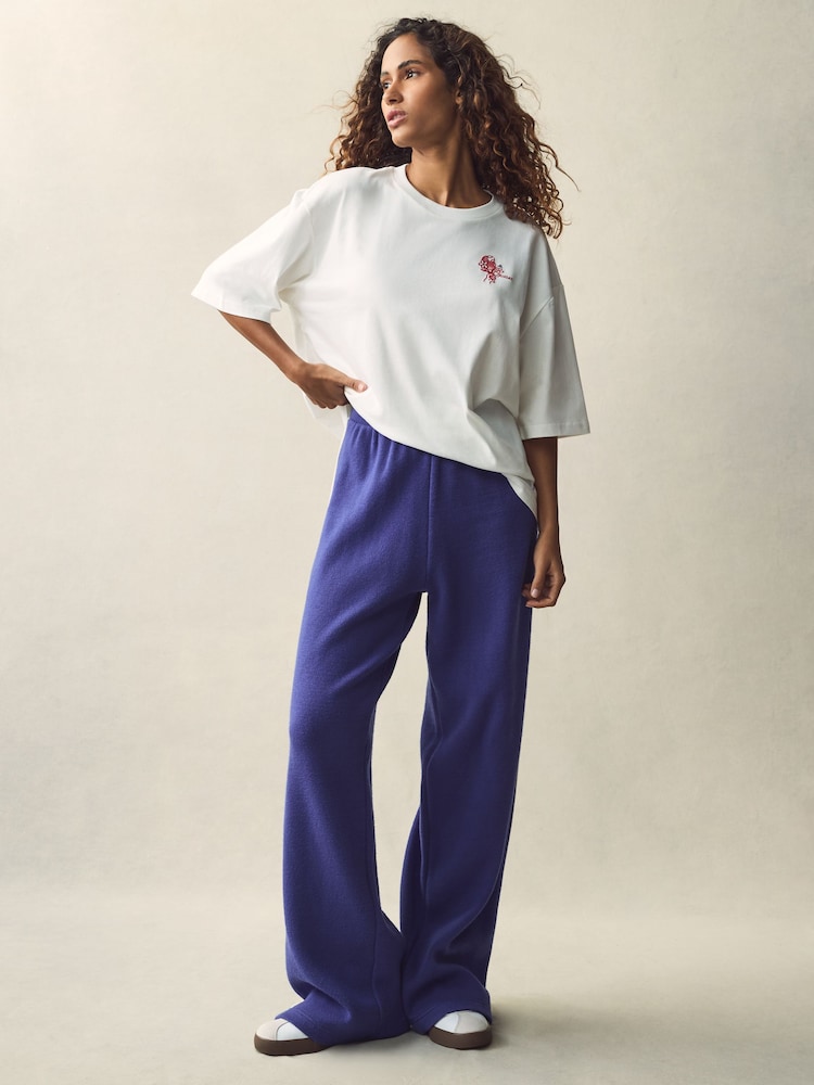 adidas White Graphic Oversized T-Shirt - Image 2 of 5