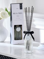 Mr and Mrs Est 2025 Wedding Pure Linen Diffuser - Image 1 of 3