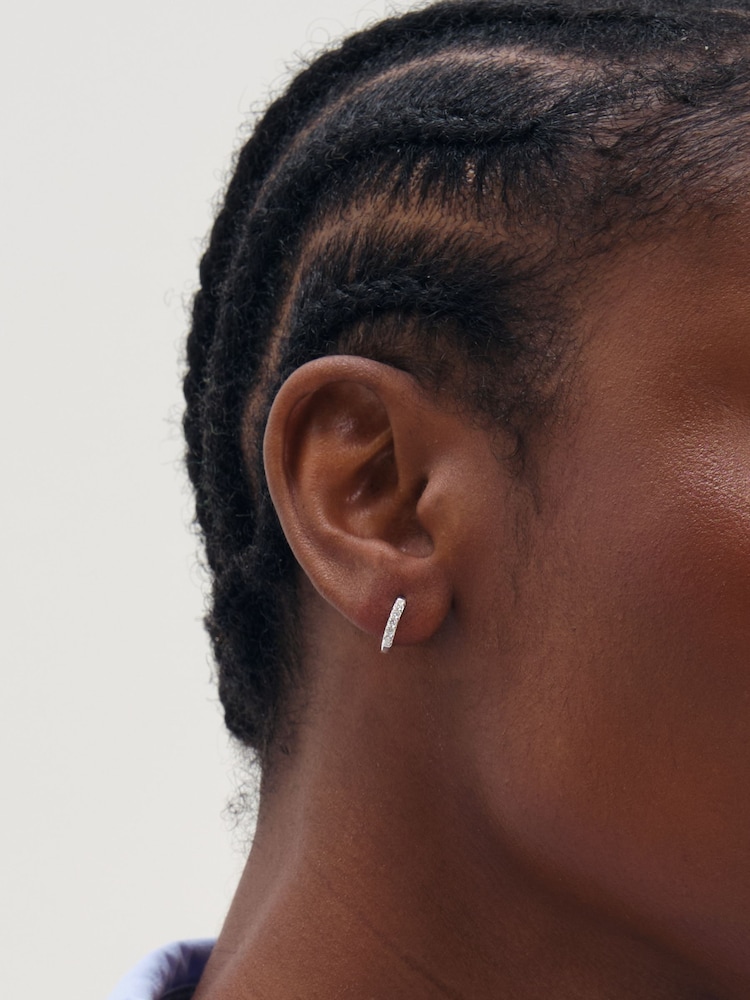 Simply Silver Cubic Zirconia Mini 10mm Hoops - صورة 1 من 3 Simply Silver Cubic Zirconia Mini 10mm Hoops - صورة 1 من 3