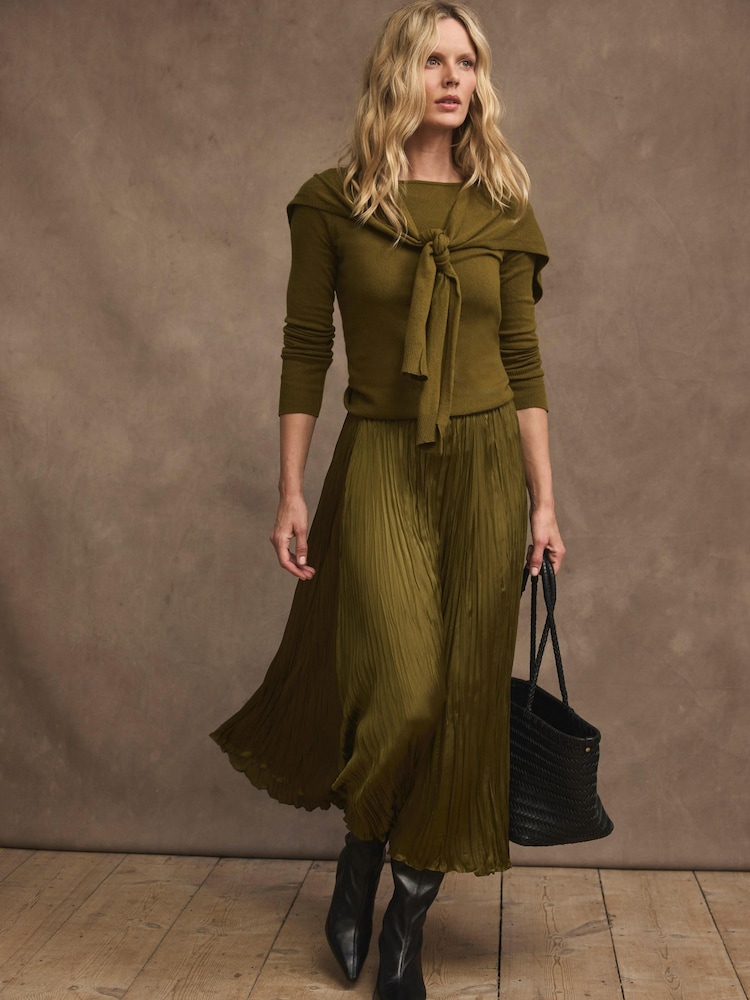 Mint Velvet Olive Green Crinkle Maxi Skirt - Image 2 of 8 Mint Velvet Olive Green Crinkle Maxi Skirt - Image 2 of 8