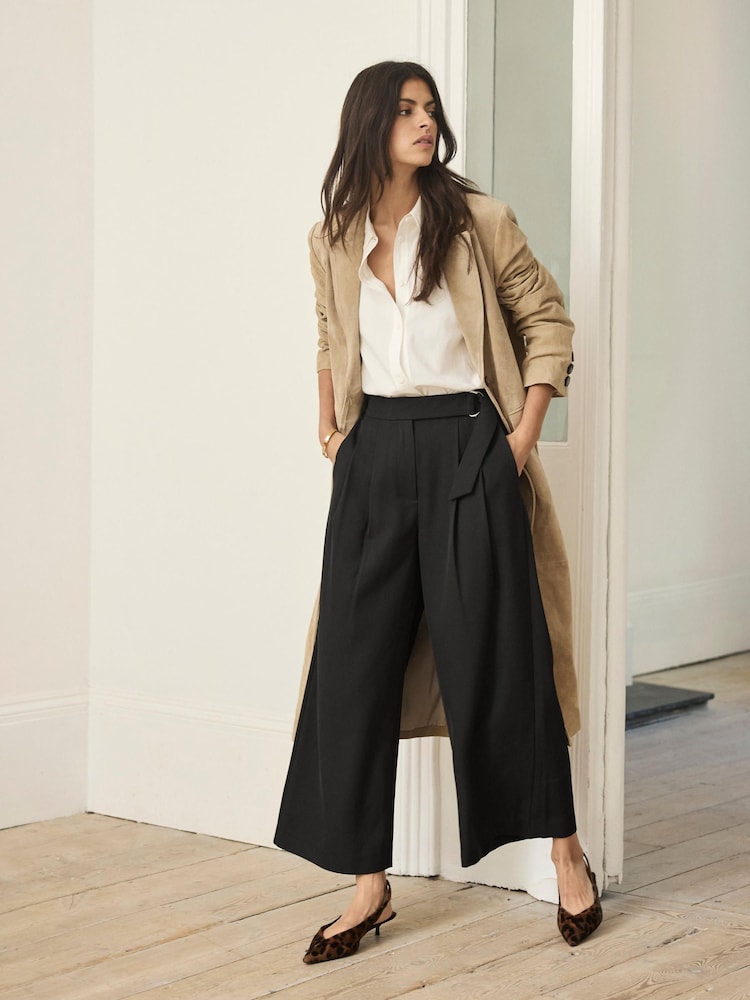 Mint Velvet Black Cropped Utility Trousers - Image 2 of 8