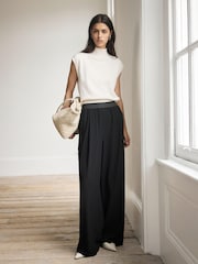 بنطلون واسع الأرجل بخصر مطاطي من Mint Velvet - صورة 6 من 8