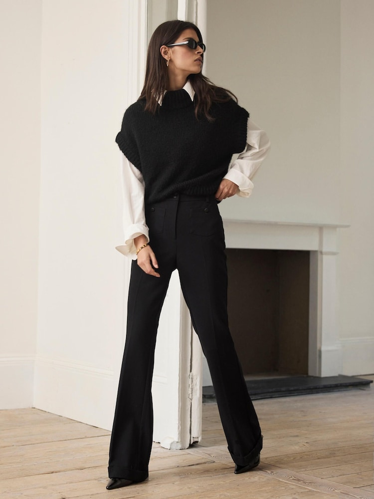 Czarny - Mint Velvet Pocket Detail Flared Trousers - Obraz 1 z 8 Czarny - Mint Velvet Pocket Detail Flared Trousers - Obraz 1 z 8