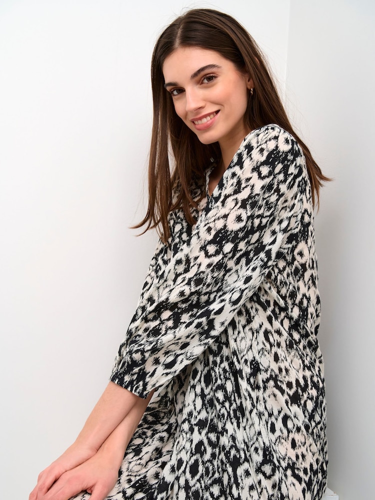 Kaffe Dagmar V-Neck 3/4 Sleeve Maxi Black Dress - Image 2 of 3
