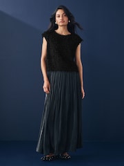 Black Short Sleeve Fluffy Top - Image 2 of 7