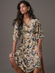 Cream Ditsy Floral Print V-Neck Boho Belted Jersey Midi Shirt Dress - Image 3 of 7