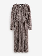 Wine and Cream Heart Print V-Neck Boho Belted Jersey Midi Shirt Dress - Image 5 of 7