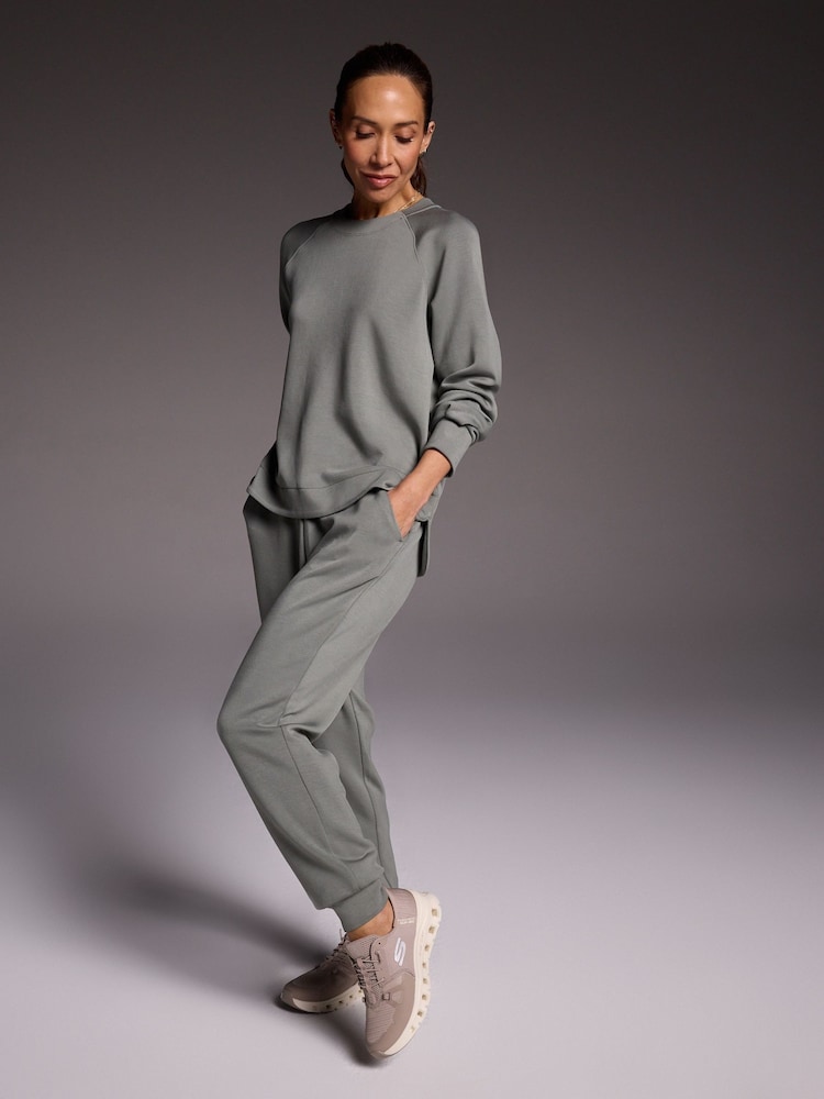 Skechers Green Skechluxe Elevate Joggers - Image 2 of 7