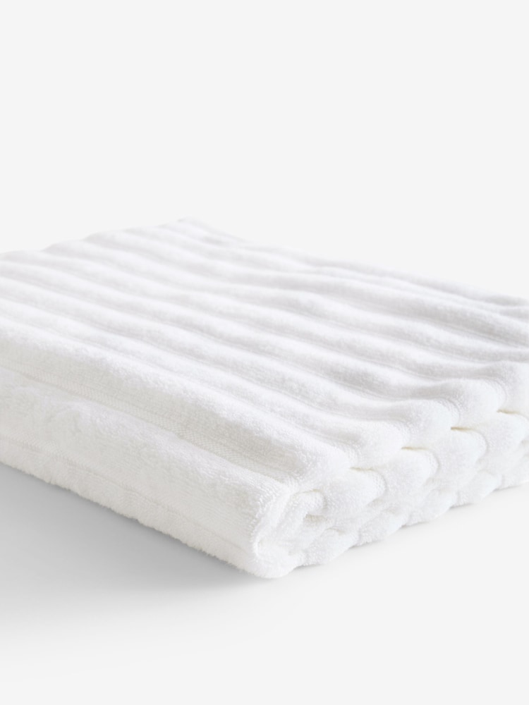 White Ribbed Towel with 100% Cotton - Image 2 of 4