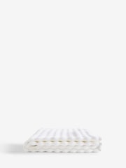 White Ribbed Towel with 100% Cotton - Image 4 of 4