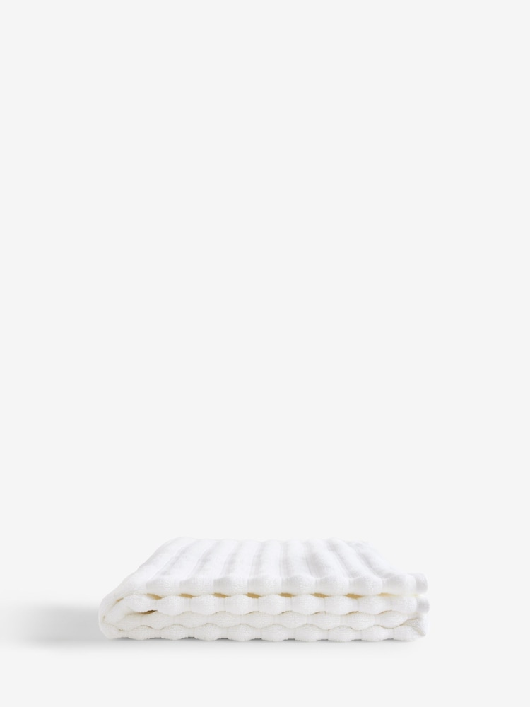 White Ribbed Towel with 100% Cotton - Image 4 of 4