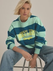 Verde - Relaxed Fit Heavyweight City Graphic Stripe Crew Neck Sweatshirt - Imagen 1 de 8