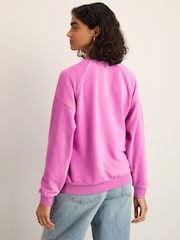 وردي مائل للأرجواني - Micro Corduroy Velvet Soft Touch Relaxed Fit Graphic Crew Neck Sweatshirt - صورة 3 من 7