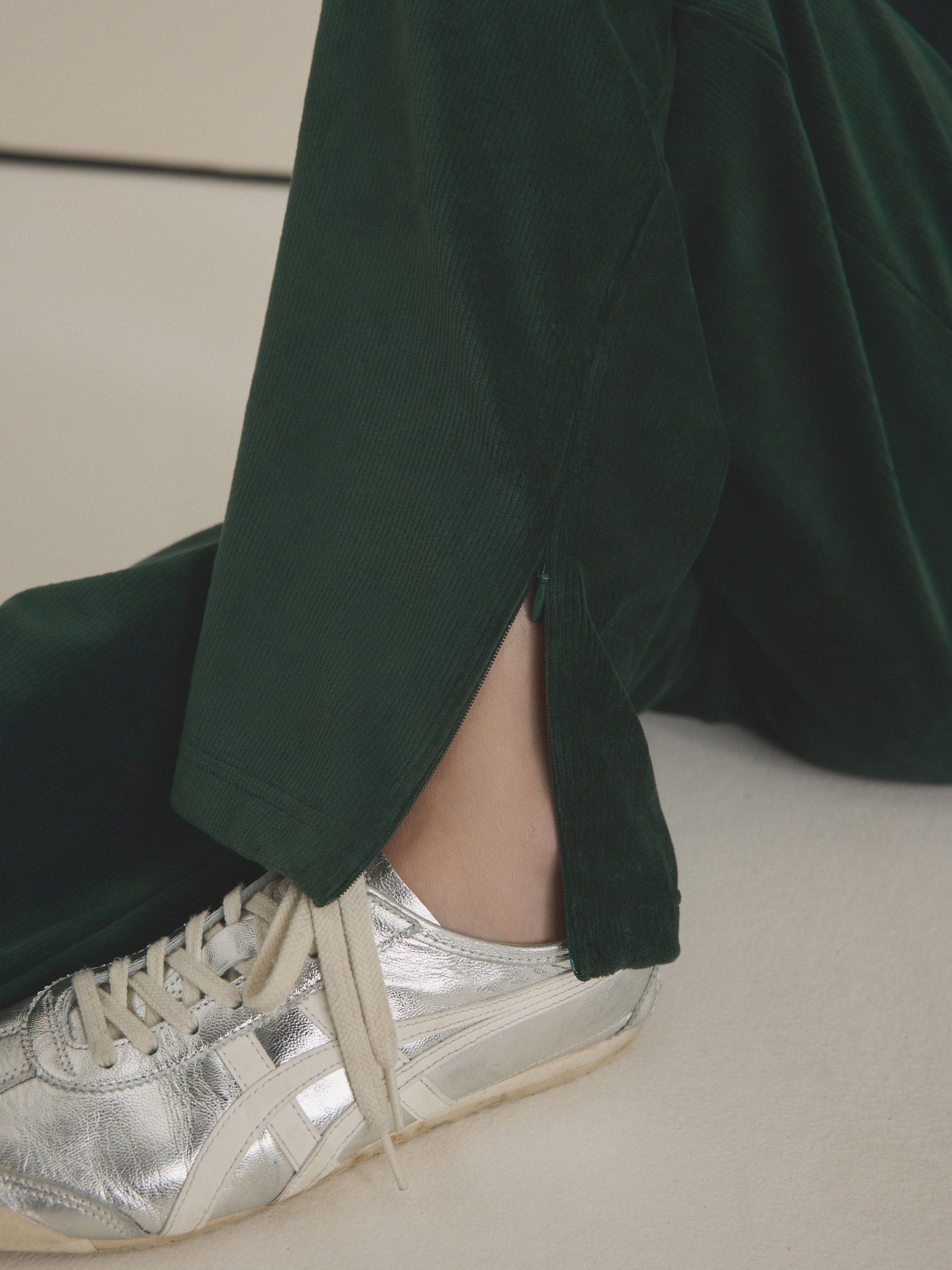 パンツ THEREDTHREAD velvet porch pants Women's LC Lauren Conrad High Rise Velvet Pants