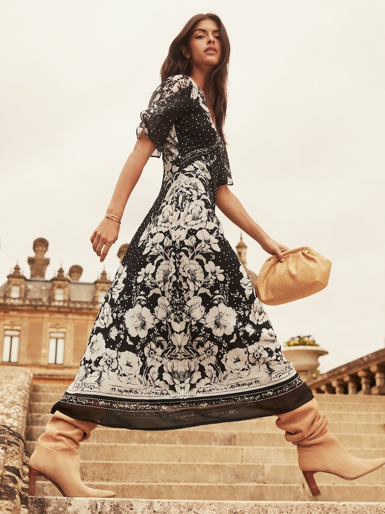 Lunares - Lipsy Flutter Sleeve Floral Chiffon Midi Dress - Imagen 1 de 4