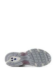 New Balance White/Pink Light Womens 530 Trainers - Image 9 of 9
