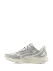 New Balance White/Silver Womens Fresh Foam Arishi v4 Trainers - Image 2 of 10