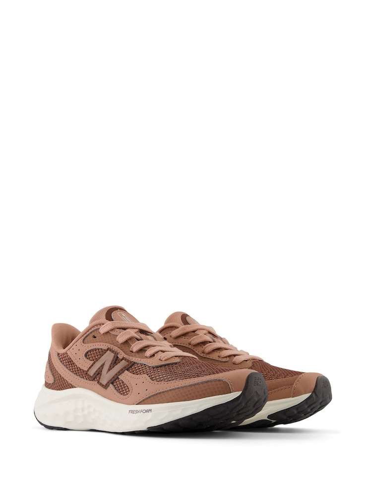 New Balance Rose Gold Womens Fresh Foam Arishi v4 Trainers - Image 4 of 10