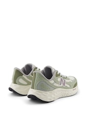 New Balance White/Green Womens Fresh Foam Arishi v4 Trainers - Image 12 of 16