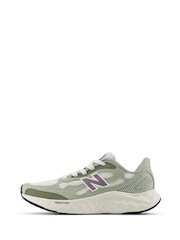 New Balance White/Green Womens Fresh Foam Arishi v4 Trainers - Image 2 of 16