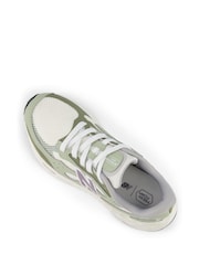 New Balance White/Green Womens Fresh Foam Arishi v4 Trainers - Image 9 of 16