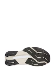 New Balance White Womens FuelCell Propel v5 Running Trainers - Image 10 of 10