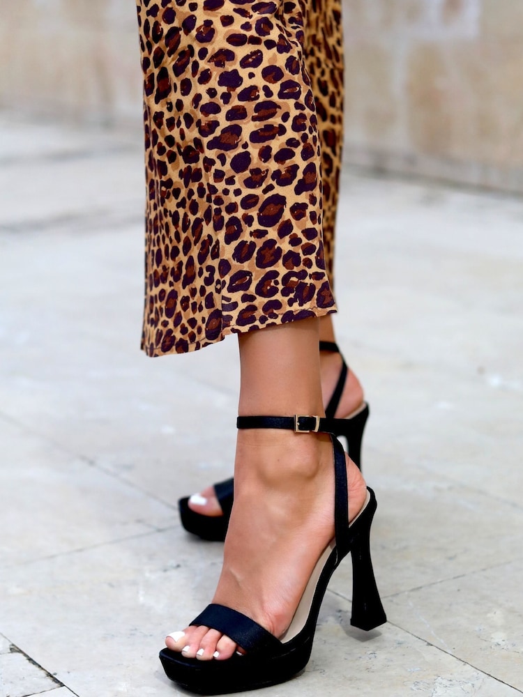 Linzi Black Haisley Platform Heel Sandals - Image 1 of 4