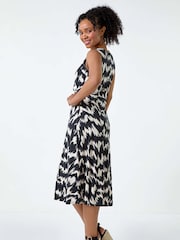 Roman Black Abstract Print Ruched Midi Dress - Image 3 of 5