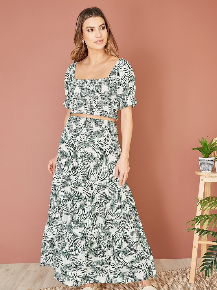 Yumi Green Voile Palm Leaf Print Ruched Waist Midi Skirt - Image 1 of 4