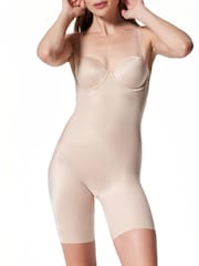 Bodi sin tirantes con copas a medio muslo Suit Your Fancy de SPANXshape™ - Imagen 1 de 4