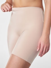 SPANXshape™ Suit Your Fancy Low Back Mid-Thigh Shorts - Изображение 1 из 6