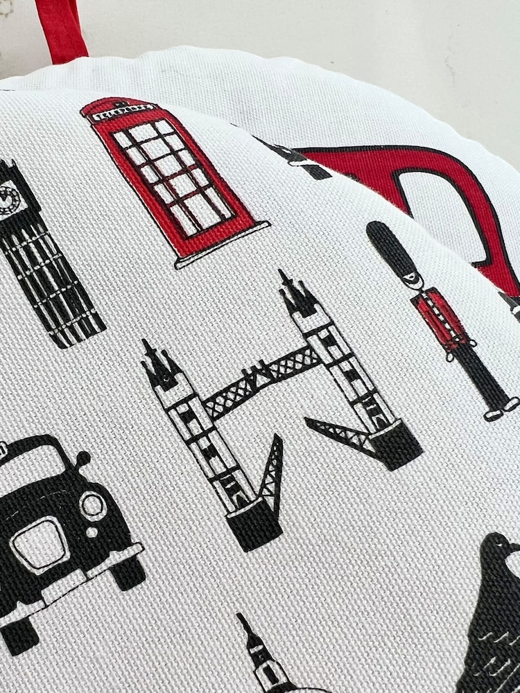 Victoria Eggs Red and Charcoal London Icons Tea Cosy - Image 2 of 2