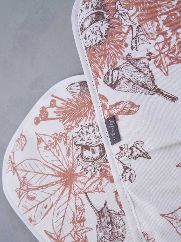 Victoria Eggs Deep Brown and Russet Autumn Garden Double Oven 100% Cotton Gloves - Image 2 of 2